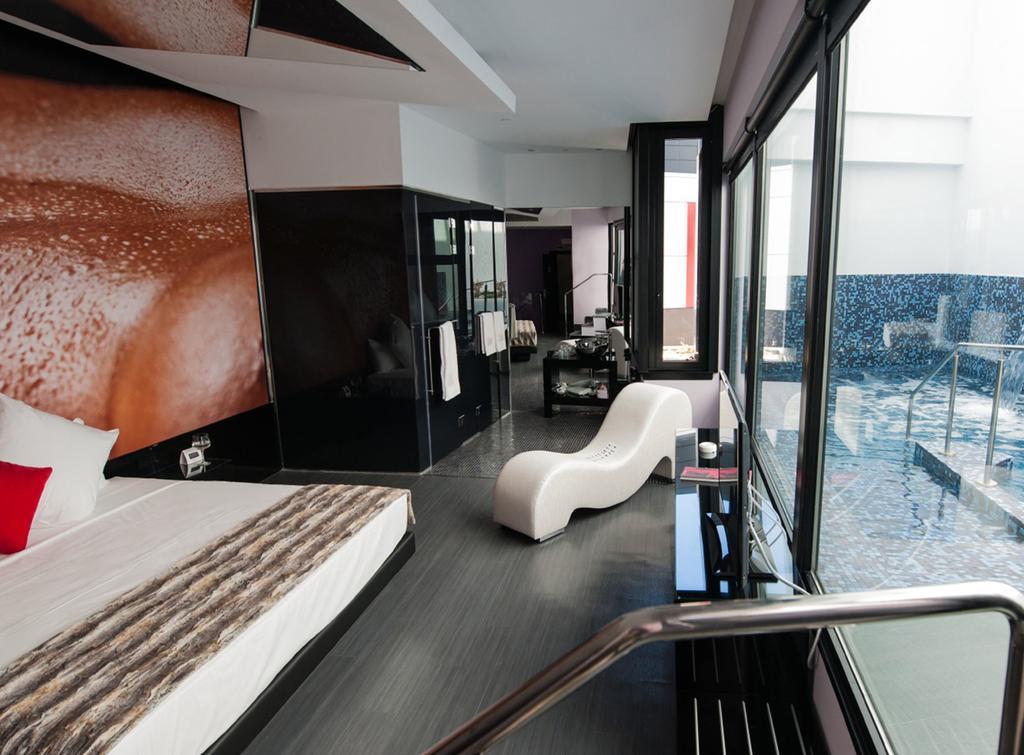 Hotel Loob Madrid (Adults Only) Torrejón de Ardoz Szoba fotó